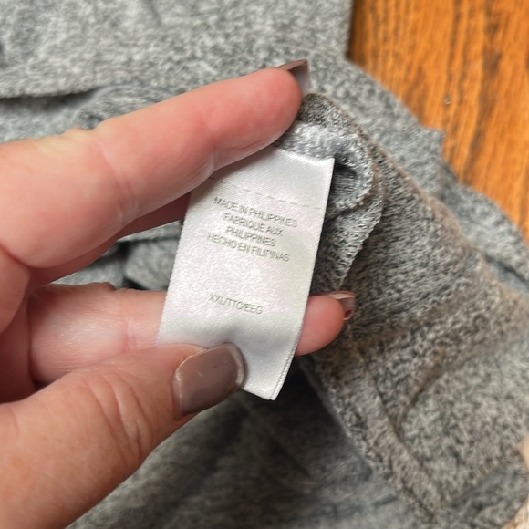 Lucky Brand Gray Crew Neck Sweater - Picture 6 of 6